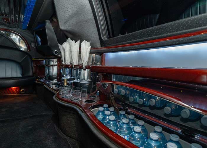 14 Passenger Ford Excursion Limo - View 8